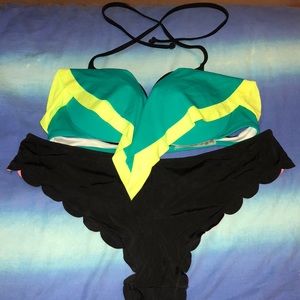 Victoria’s Secret bikini